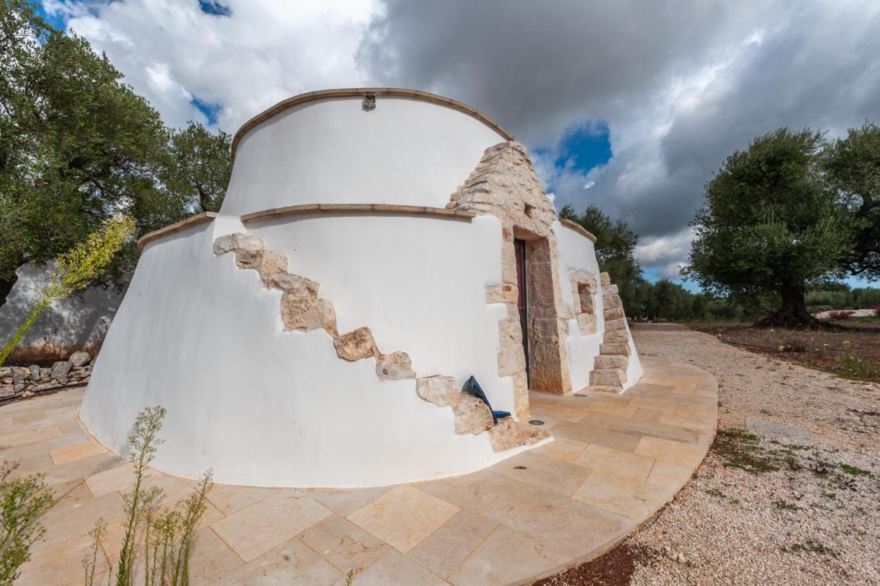 Вилла Trulli Acquasala - Apulian Country Experience Остуни Экстерьер фото
