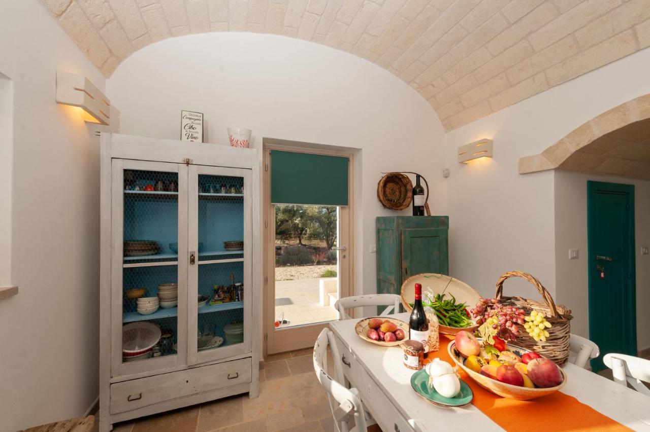Вилла Trulli Acquasala - Apulian Country Experience Остуни Экстерьер фото